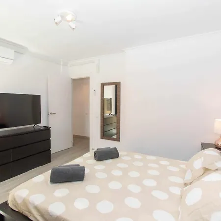 Apartamento Con Vistas Al Mar Y Al Lado De Todo